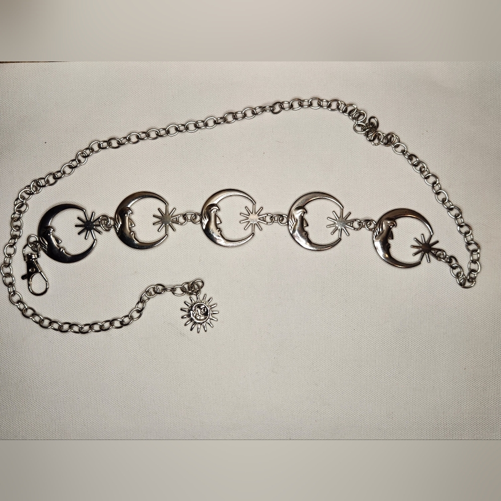 Silver Tone Celestial Moon Face Link Chain Belt Retro Hip Belt 90s Y2k Up To 40"